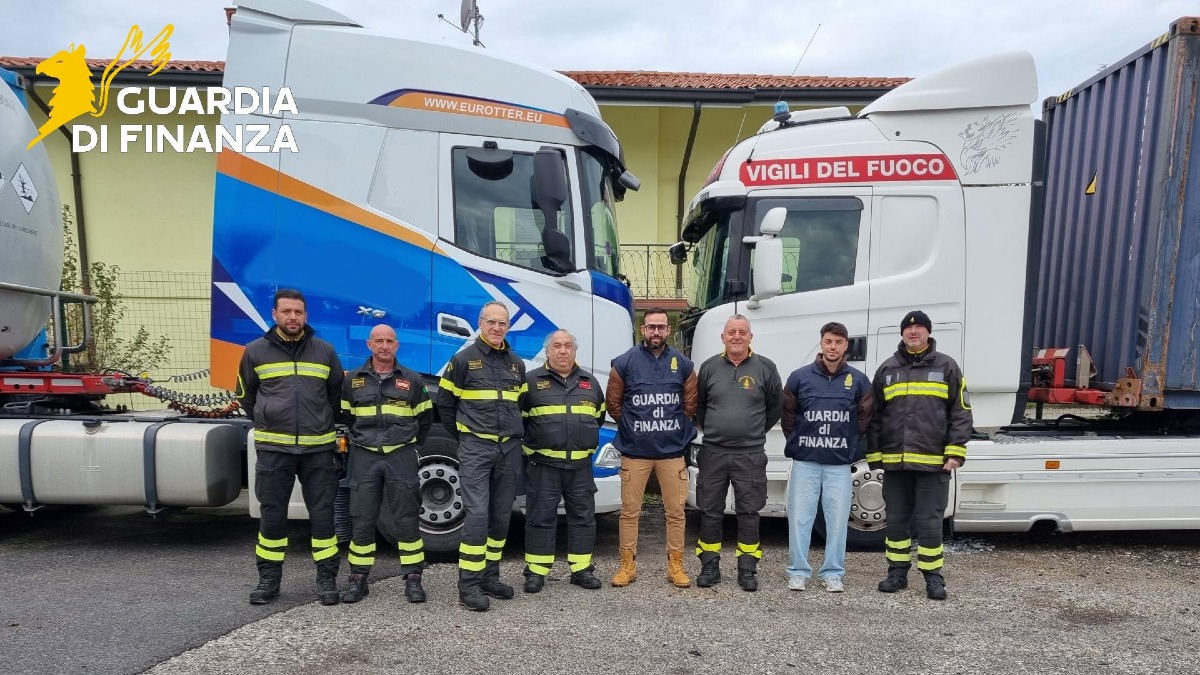 Sequestri diventano risorse a Udine: Finanza dona gasolio e mezzi a pompieri e Protezione Civile