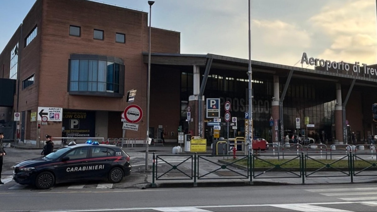 Cocaina ed eroina nei voli da Bruxelles: 28enne arrestata in aeroporto con 121 ovuli ingeriti - 