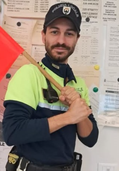 Eddy Martinelli, agente della polizia locale di 33 anni