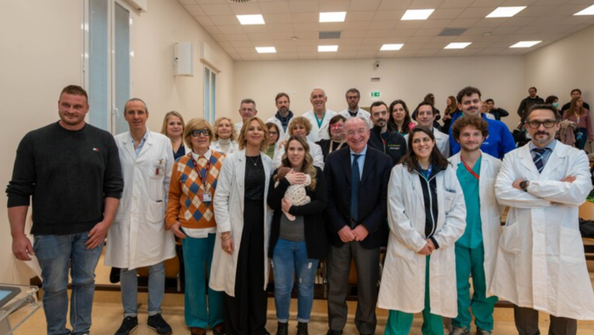 La piccola Sofia salvata prima di nascere: operata nel ventre della mamma - 