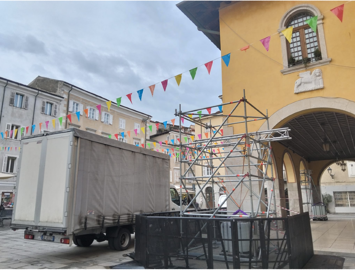 Carneval de Muja: al via l’allestimento, chioschi e palchi pronti per la festa - 