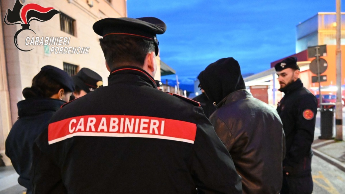 Spaccio e furti nelle case del Friuli Occidentale: 24enne ai domiciliari - 