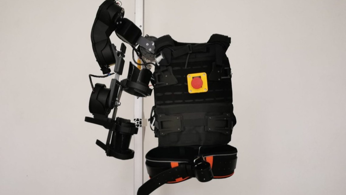Morti sul lavoro, svolta tecnologica: brevettato l’esoscheletro che salva vite | VIDEO - 