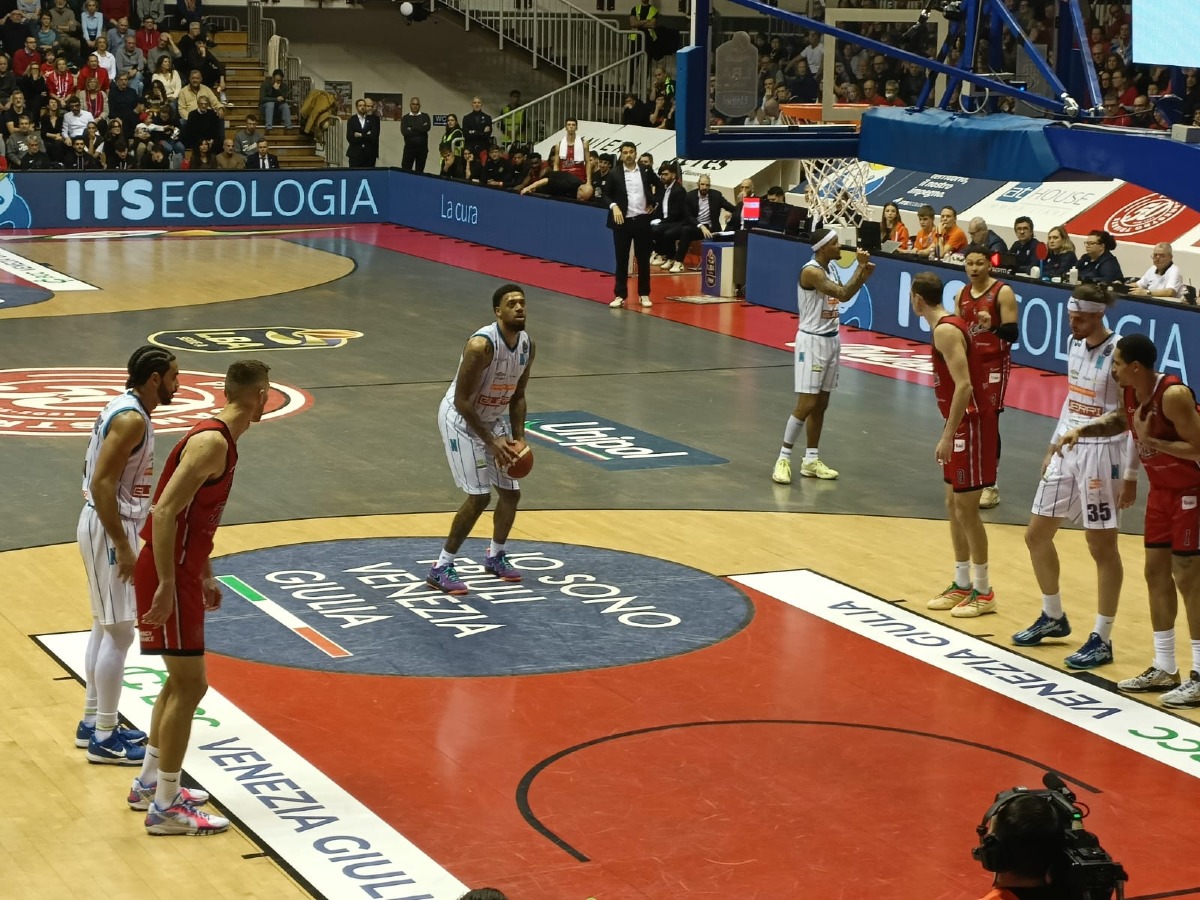 Brescia domina Udine alle Final Eight: Apu lotta, ma cede nel secondo tempo