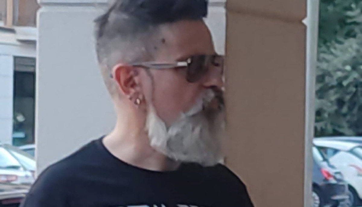 Colto da malore nel suo laboratorio orafo: «Alberto trovato a terra senza vita»