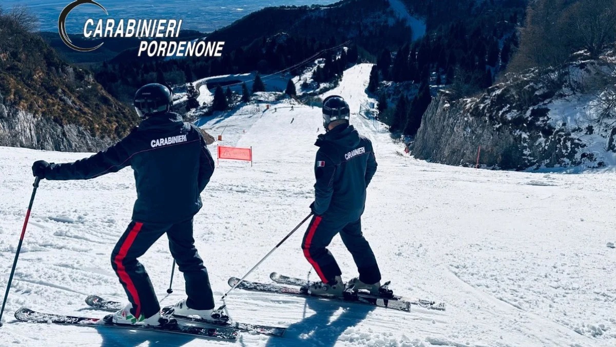 Donna in arresto cardiaco sotto gli occhi del figlio: intervento salvavita sulle piste - 