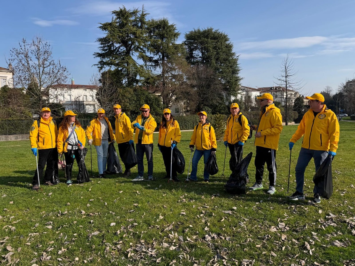 Vicenza, domenica ecologica: volontari in azione a Campo Marzo contro il degrado - 