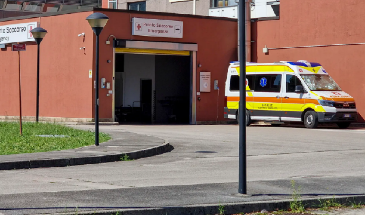 Monfalcone, tragedia all’alba: schianto tra scooter e furgone, un morto - 