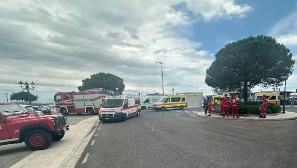 Motonave "Audace" naufragata al largo di Grado: quattro indagati - Ansa