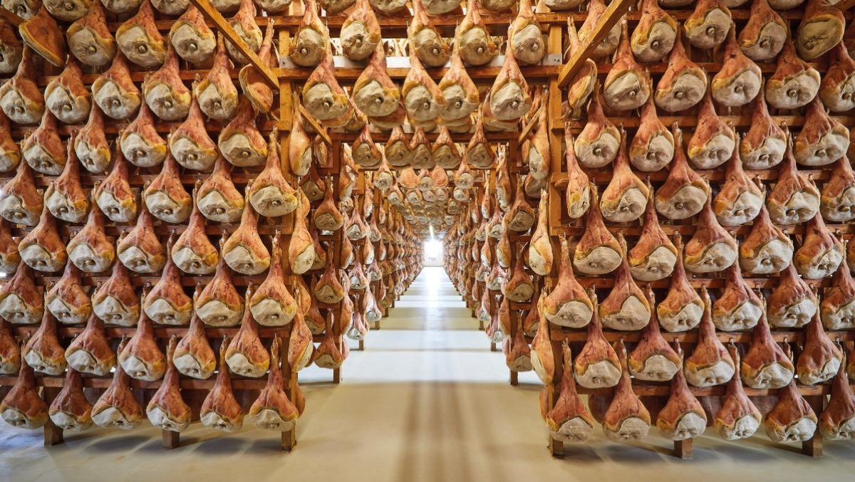 Prosciutto di San Daniele DOP, export in crescita del 6%: 460mila pezzi nel 2025 - 