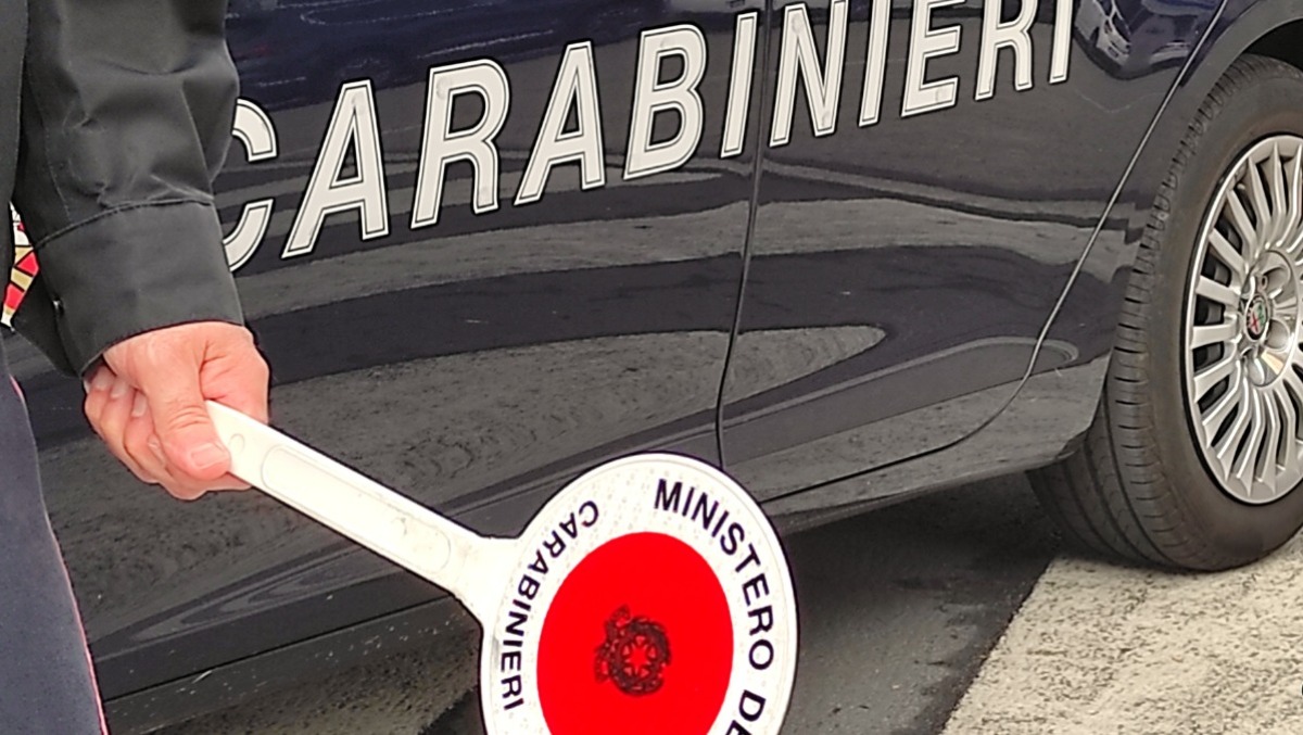 43enne minaccia di darsi fuoco davanti casa dell'ex: cos'è successo a Codroipo - 