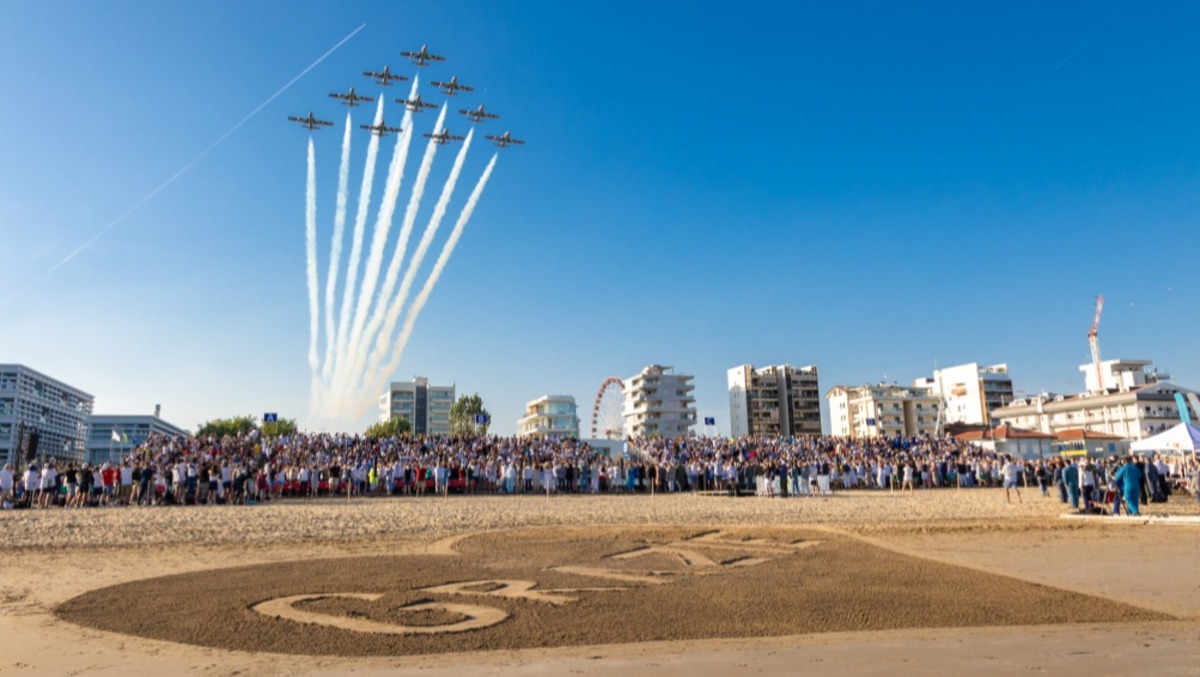 Jesolo Air Show 2026 in diretta Rai: ecco quando il cielo si tinge di tricolore - 
