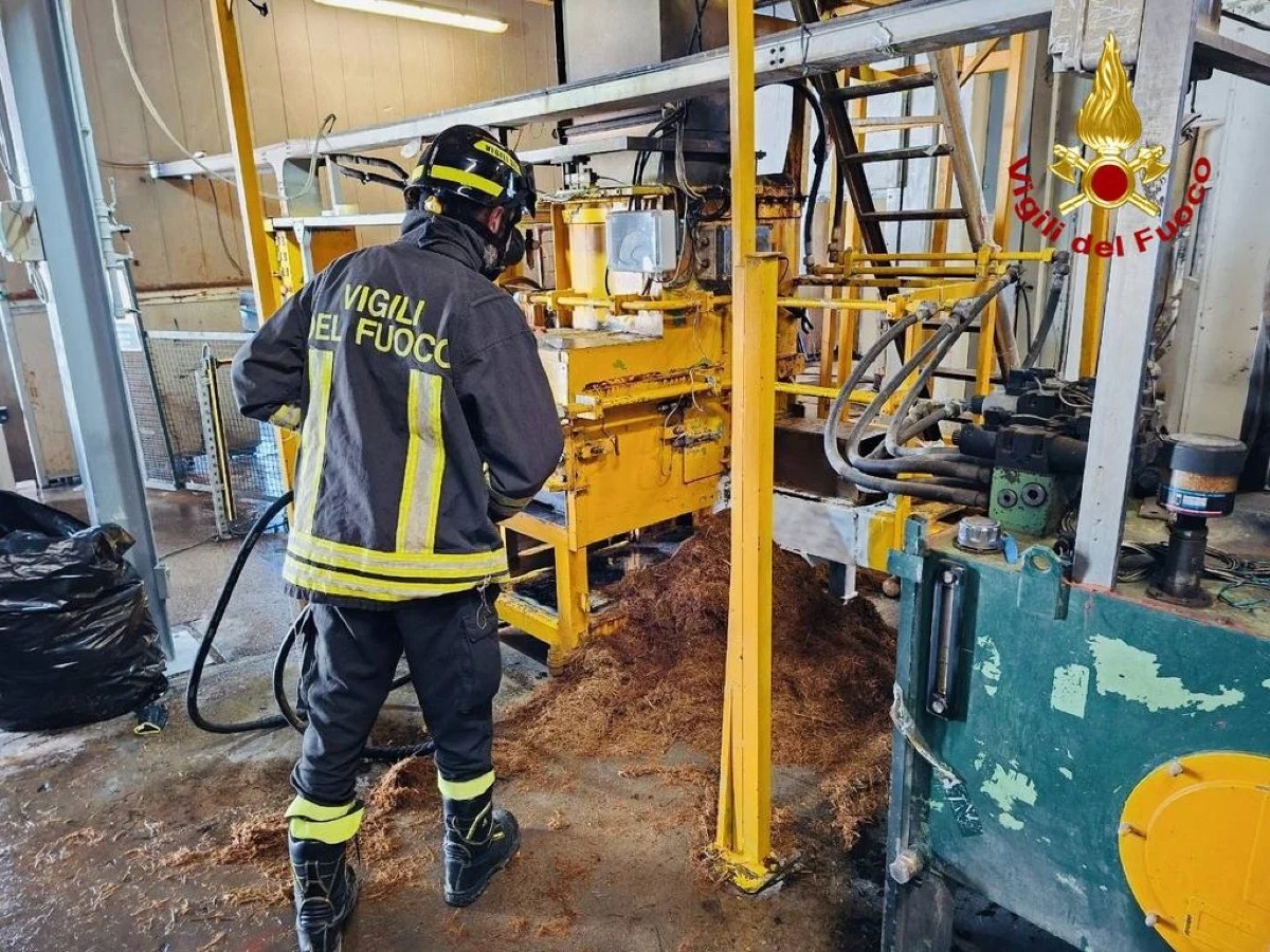 Altro incidente sul lavoro in Friuli: operaio colpito da un pezzo di metallo - 