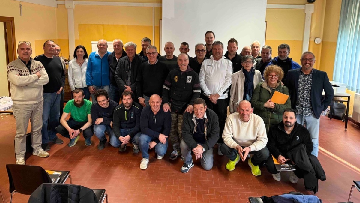 Ciclismo e sicurezza: formati 40 volontari per la sicurezza delle gare su strada - 