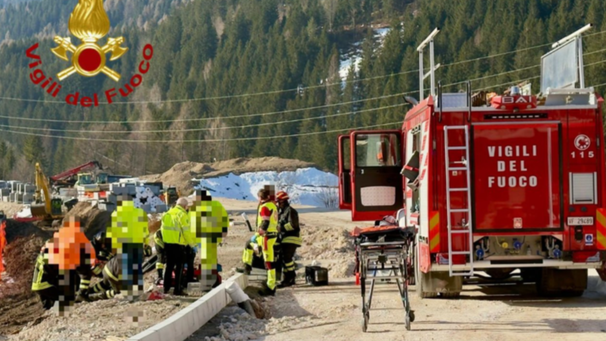 Incidente sul lavoro: scivola nel cantiere stradale e precipita nell’argine - 