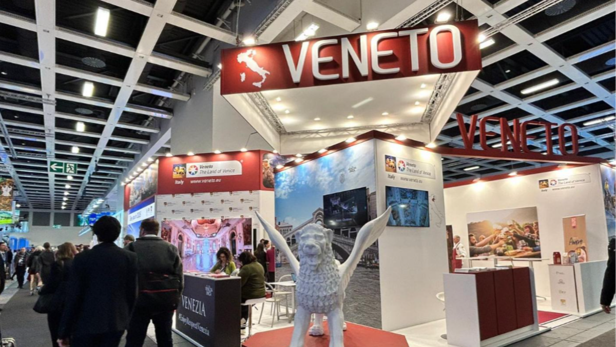 Trasferimenti aeroportuali e bus elettrici: i servizi turistici di Atvo al centro dell’ITB Berlin 2026 - 