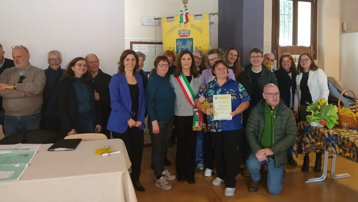 Premio Donna di Maser 2026: riconoscimento a Monica Colla per 20 anni di volontariato in Africa - 