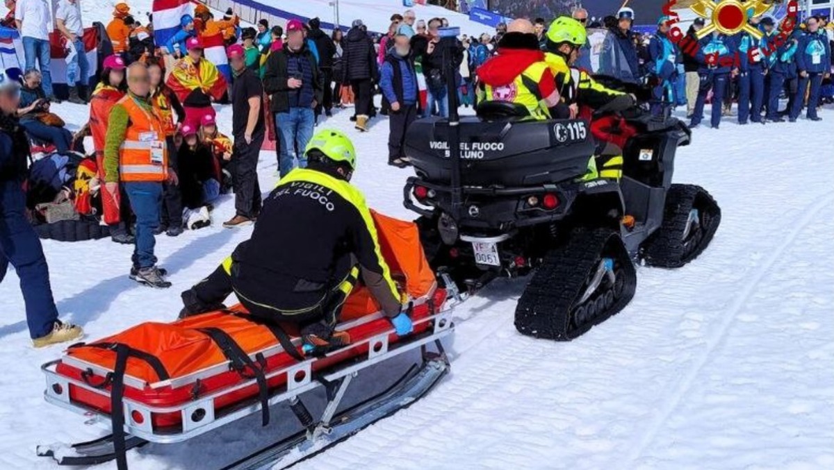 Malore mentre guarda le gare paralimpiche di sci: soccorsa una donna - 