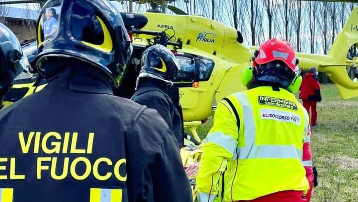 Aggredita dai suoi cani in casa a Cormons: 49enne in terapia intensiva