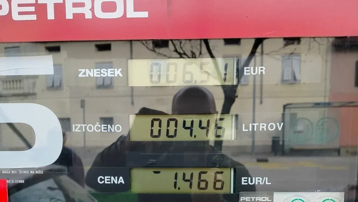 Gasolio più caro, oltreconfine cresce il turismo del pieno - 