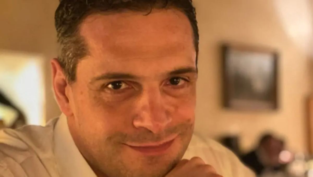 Si accascia a terra mentre si allena in palestra con la moglie e muore a 52 anni - Gabriele Frizzo, 52 