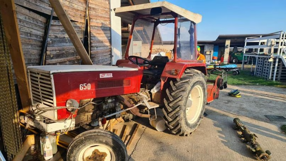 55enne friulano muore schiacciato da un mezzo agricolo: chi è la vittima - 