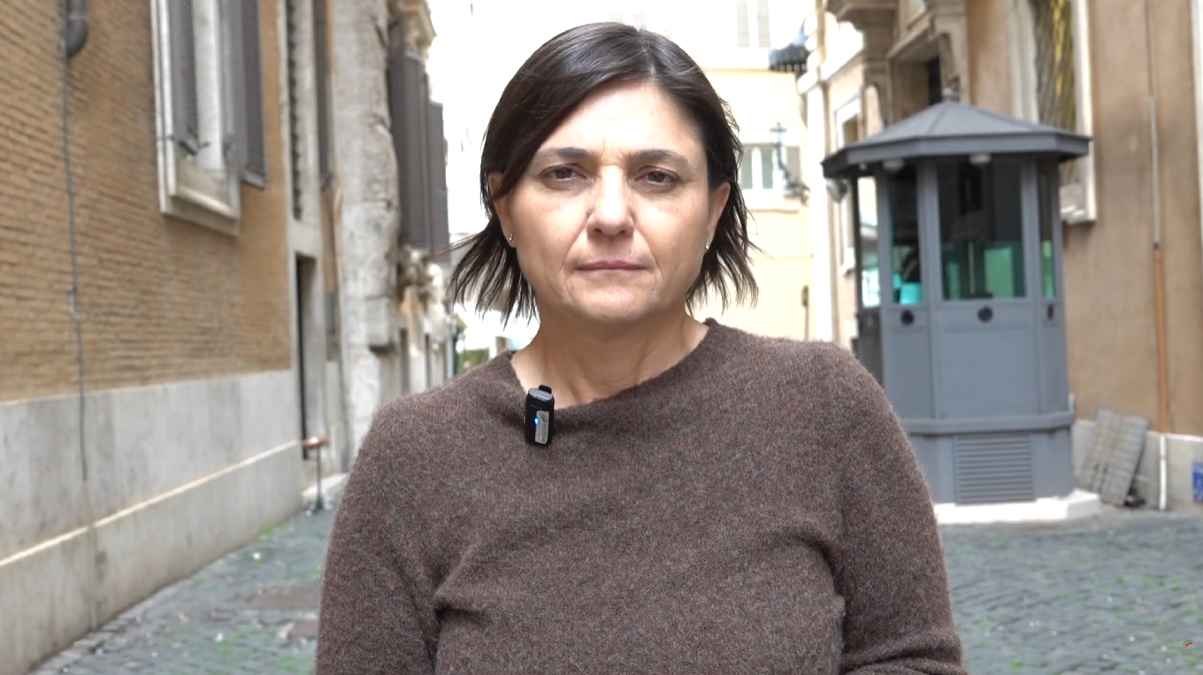 Serracchiani richiama tutti alla calma: «Il confronto sul referendum resti civile e pacifico»