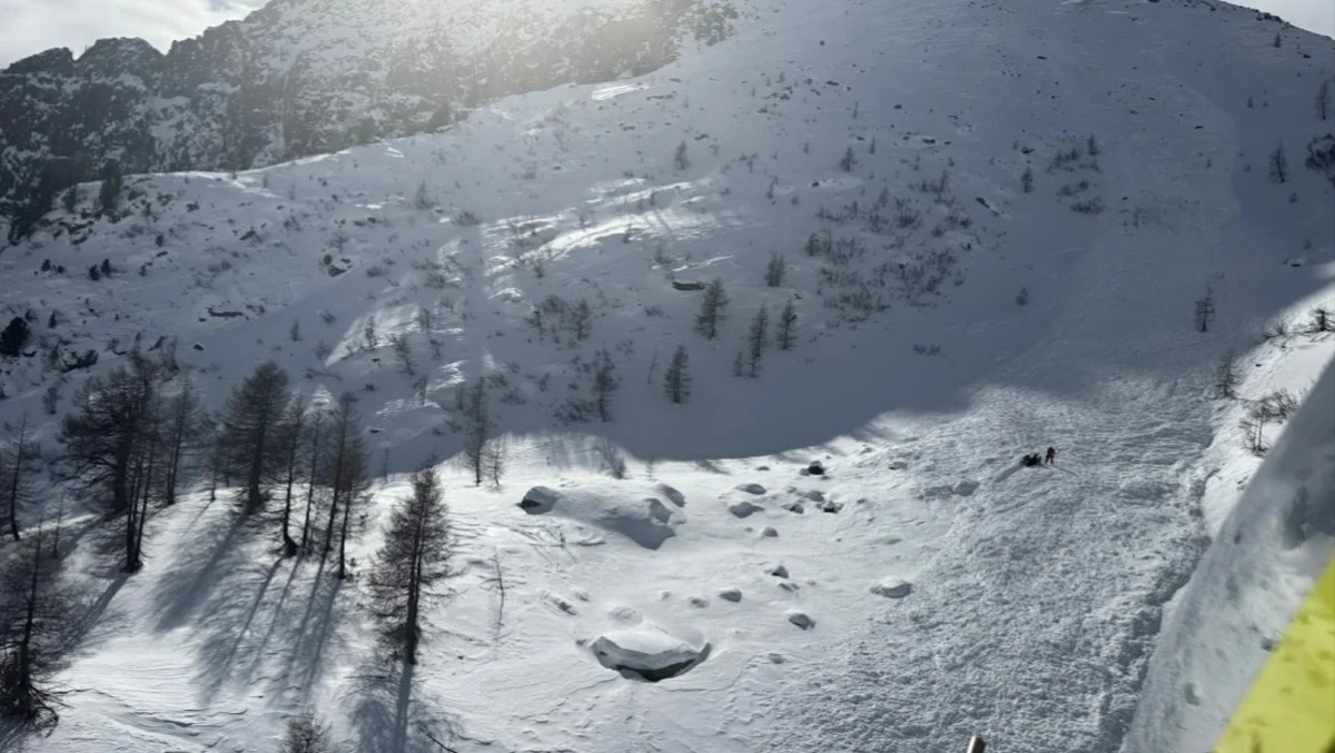 Valanga in quota, ci sono persone coinvolte: una è grave - 