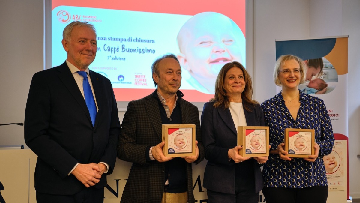 Trieste, un caffè che vale molto di più: raccolti 14.850 euro per i bambini ricoverati - 