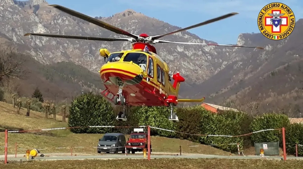 Malore sul sentiero, gli amici provano a rianimarlo: muore tra le loro braccia - 