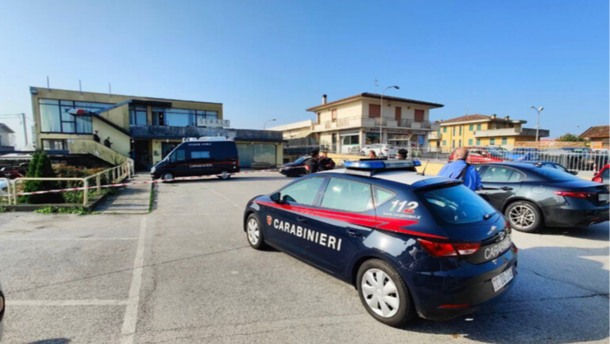 Neonata annegata nel water dopo il parto: la madre condannata a 16 anni