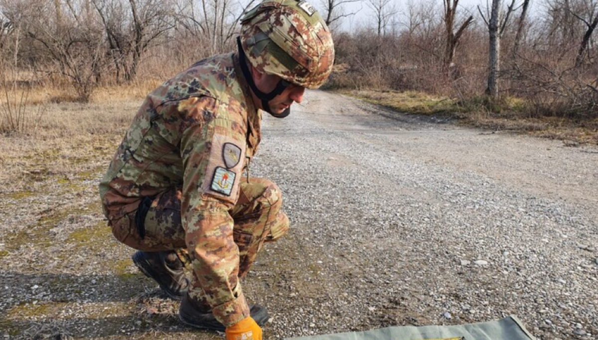 Il piano per la bomba trovata all'Aeroporto di Aviano: strade chiuse e popolazione evacuata - Immagine di repertorio Ansa