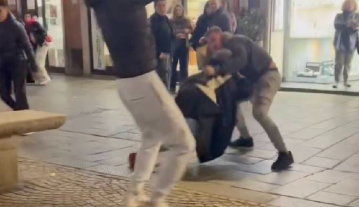 Rissa in centro a Trieste tra gruppi di "maranza", Forza Nuova annuncia una nuova manifestazione - 