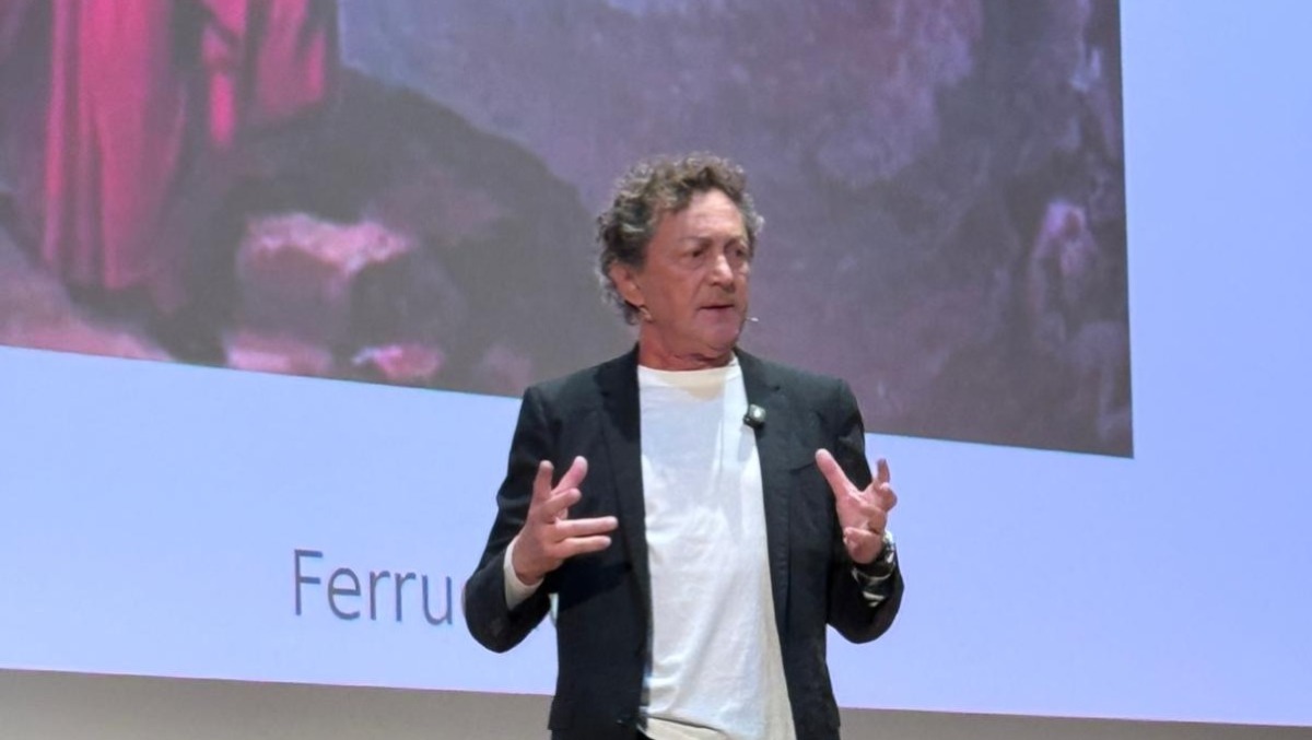 Dante incontra l’impresa: Meroi incanta Lignano con una lectio tra poesia e tecnologia - 