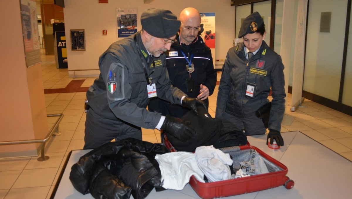 Aeroporto Canova sotto la lente: 247 sanzioni nel 2025, ecco le irregolarità - 