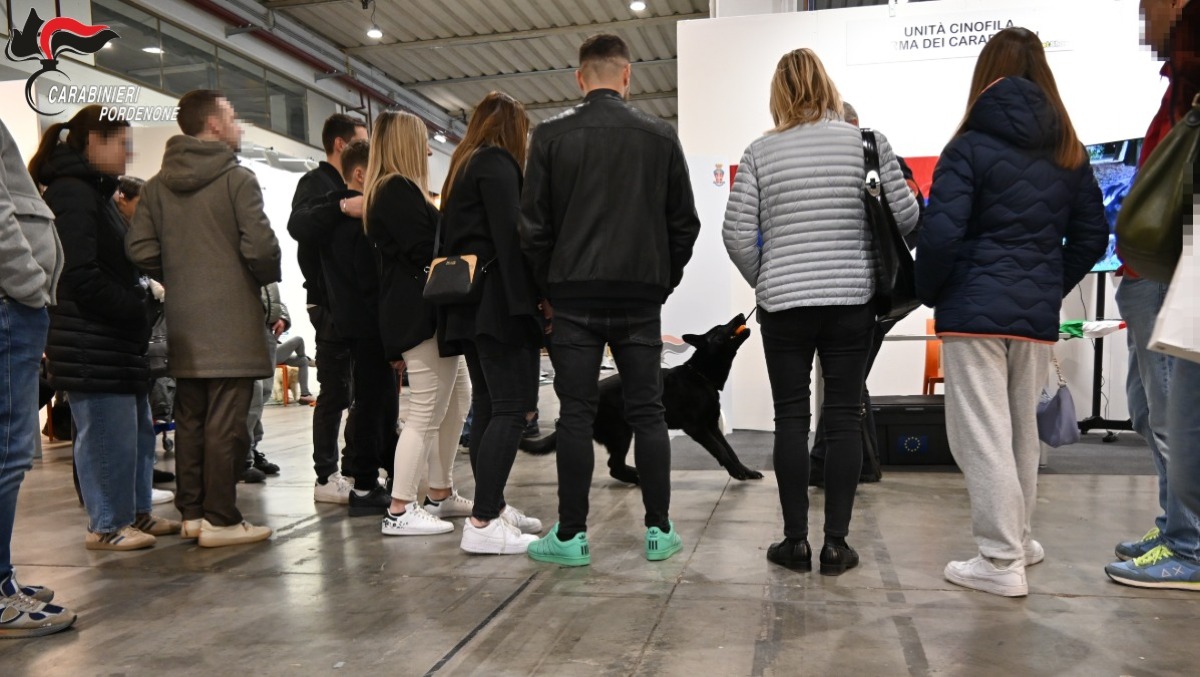 PetShow Pordenone, Zara conquista tutti: il volto dolce delle unità cinofile dei Carabinieri - 