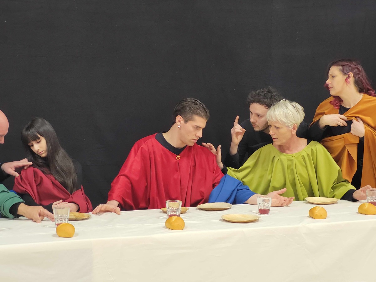 Pordenone, l’“Ultima Cena” prende vita: tableau vivant nella chiesa di San Francesco - 