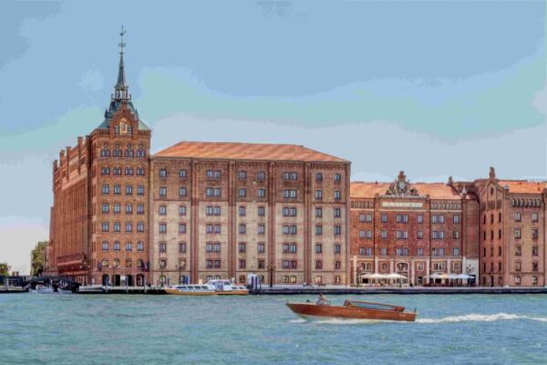 Pasqua da sogno a Venezia: al Molino Stucky tra gusto, spa e rooftop vista laguna