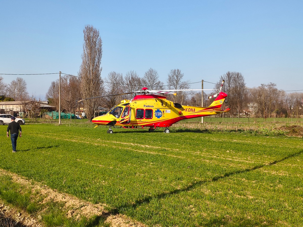 Grave incidente stradale 