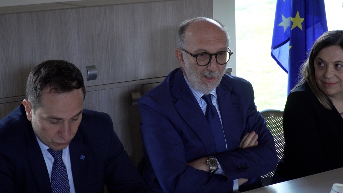  l'assessore regionale alla Salute Riccardo Riccardi