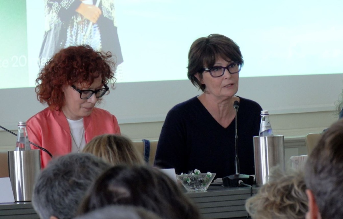  l'assessore al Lavoro, formazione, istruzione, ricerca, università e famiglia Alessia Rosolen