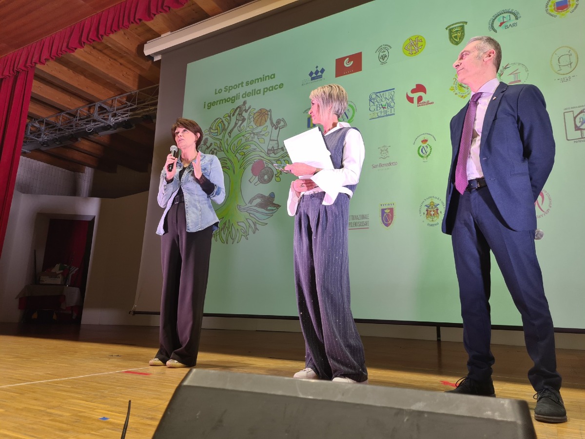 l'assessore regionale all'Istruzione, formazione e università, Alessia Rosolen