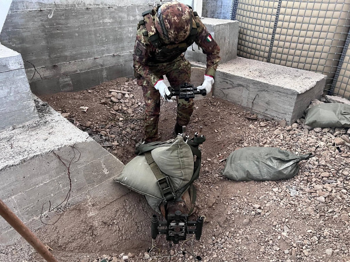 FATTA BRILLARE BOMBA INESPLOSA AD AVIANO