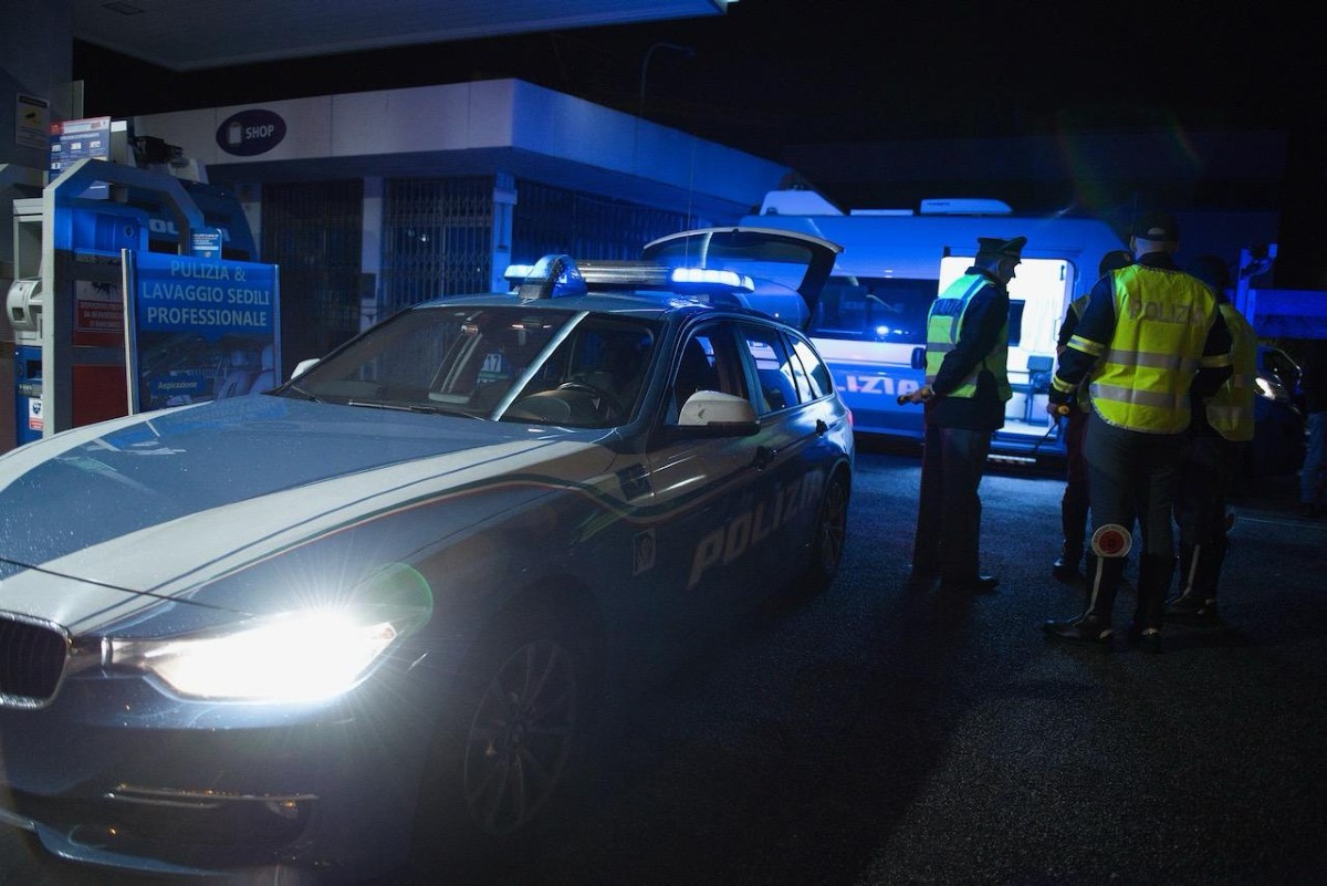 Fermato con patente falsa al confine: calciatore dell'Udinese nei guai - 