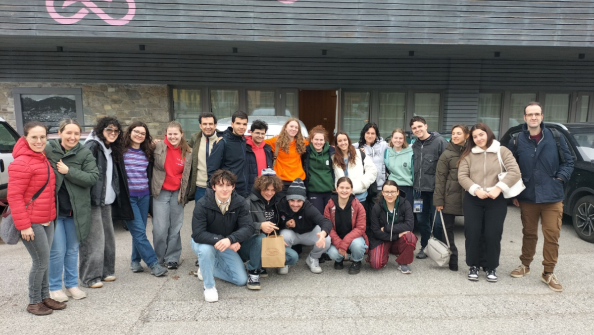 La Carnia apre le porte all’Europa: Sutrio accoglie giovani europei tra cjarsons e tradizioni locali - 