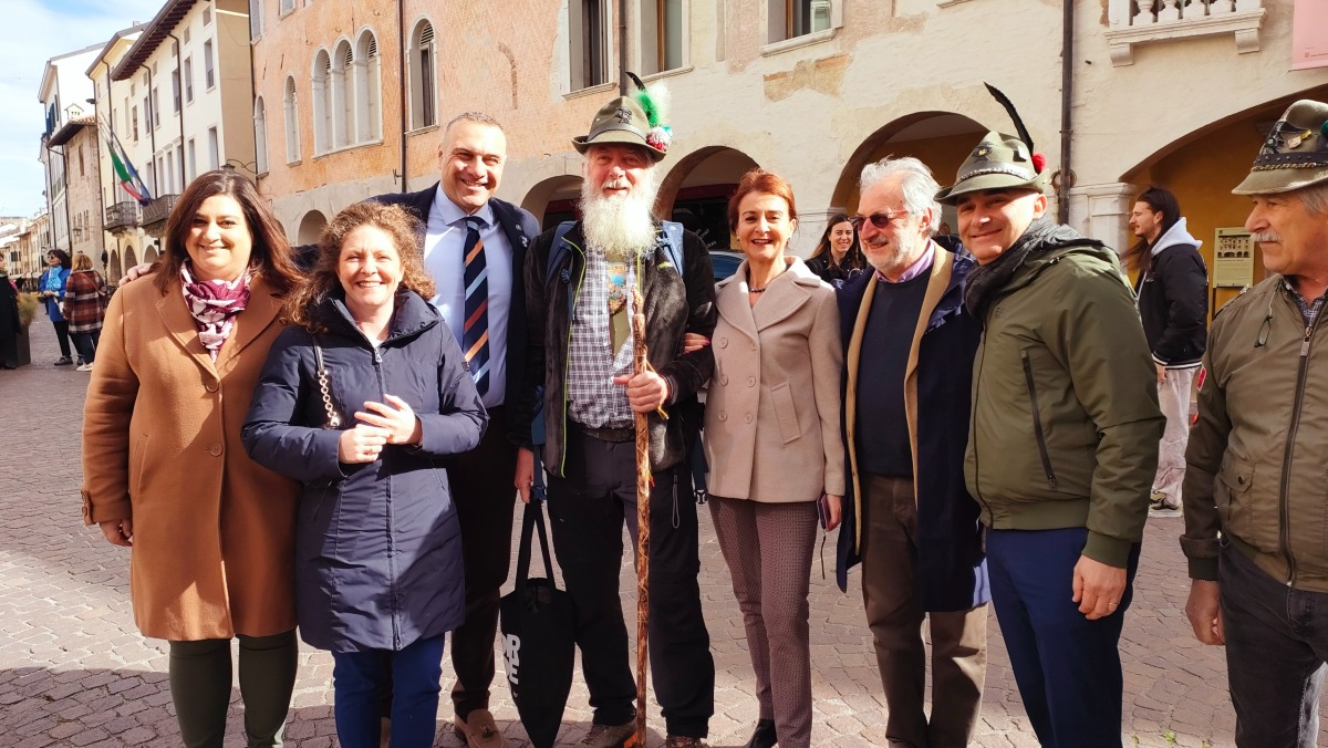 Alpino in cammino per 850 km: da Pordenone a Genova per l’Adunata 2026 - 