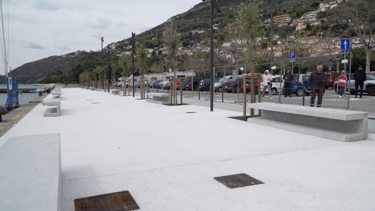 Barcola rinasce: inaugurato il nuovo porticciolo tra sostenibilità e design urbano - 