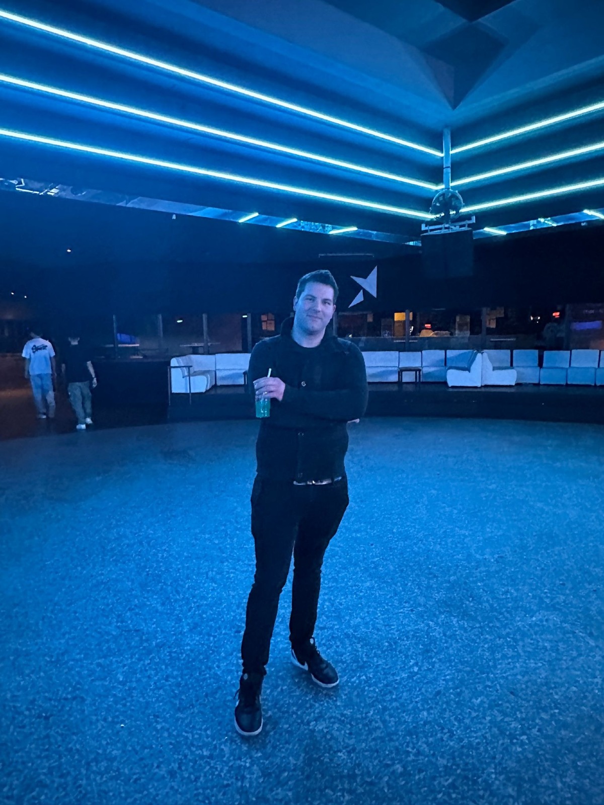 Tragedia all'alba di Pasqua: auto esce di strada, Giulio muore a 33 anni - 