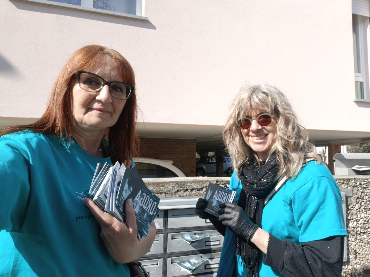 Padova, volontari in azione contro la droga: distribuiti centinaia di opuscoli informativi - 