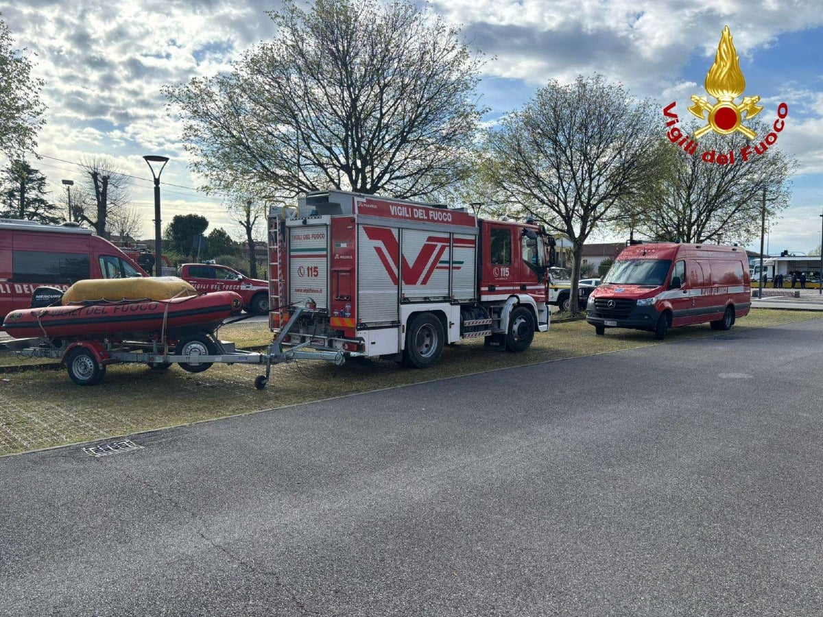 Scomparso mentre cercava bruscandoli: Dino trovato morto nel canale - 